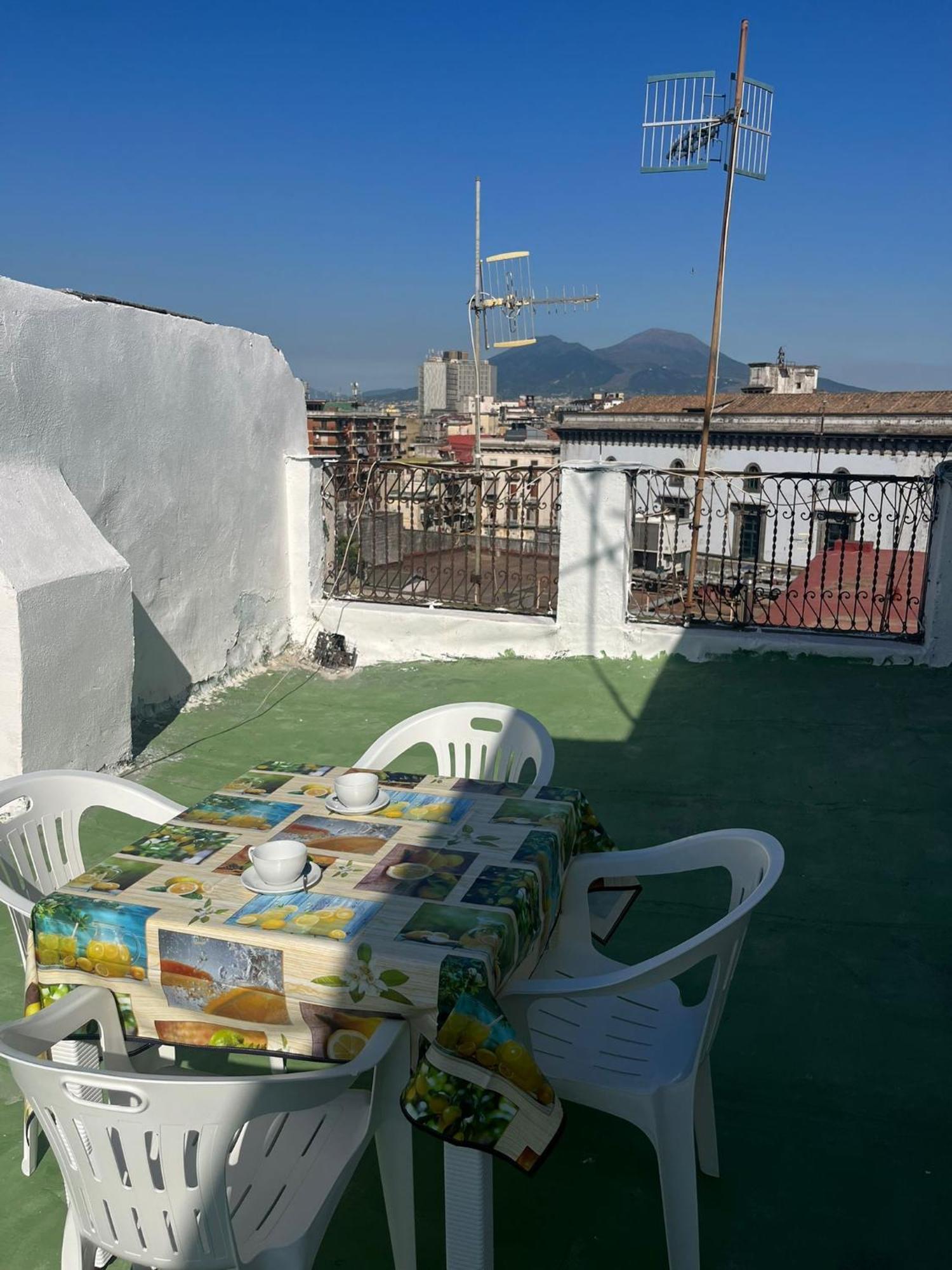 Casa La Terrazza Dei Tribunali Napoli Esterno foto